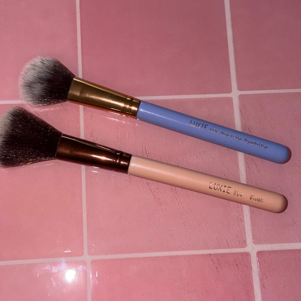 Luxie 660 Precision Foundation and 514 Blush Makeup Brush Set 2pc